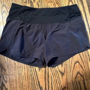 Black size 4 lululemon shorts
